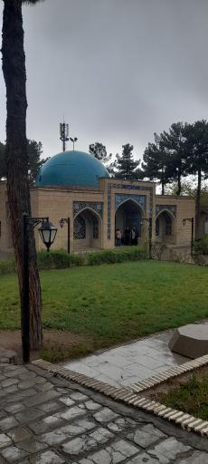 عکس آرامگاه حاج ملاهادی سبزواری