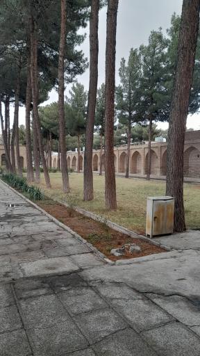 عکس آرامگاه حاج ملاهادی سبزواری