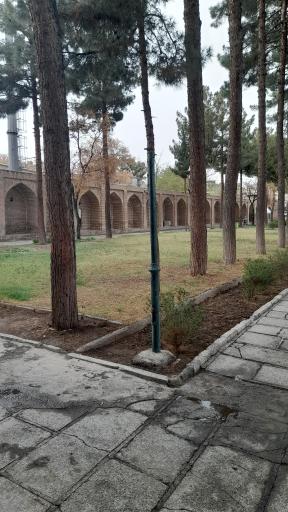 عکس آرامگاه حاج ملاهادی سبزواری