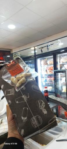 عکس پروتئینی و ساندویچ سرد ردمیت