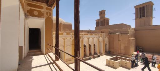 عکس شهر زیرزمینی ابرکوه
