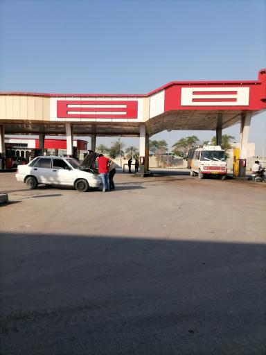 عکس پمپ بنزین حسین آباد