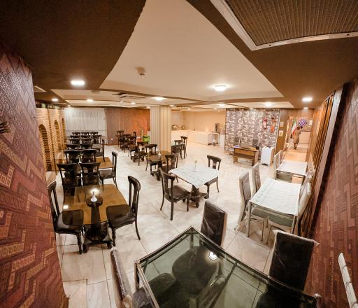 عکس هتل سه ستاره ایرانا 