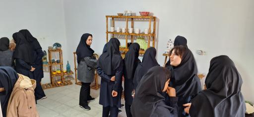 عکس کارگاه سفال میم (تولید و پخت ظروف سرامیکی دست ساز)