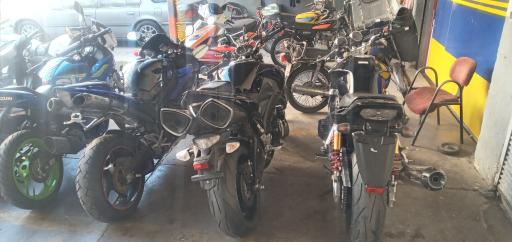 عکس تعمیرگاه موتور سیکلت دوستان