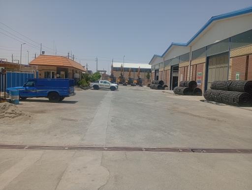 عکس کارخانه سنگین ماشین ایستا