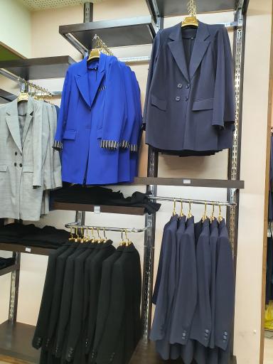 عکس فروشگاه مانتو اداری بیسانتو