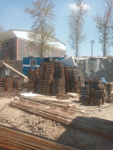 عکس انبار مصالح ساختمانی 