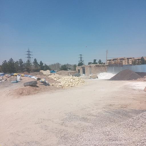 عکس انبار مصالح ساختمانی 