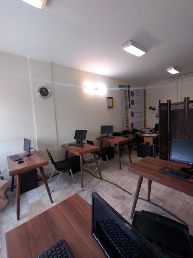 عکس آموزشگاه کامپیوتر آسیایی