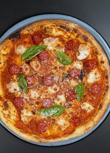 عکس رستوران ایتالیایی جی جی