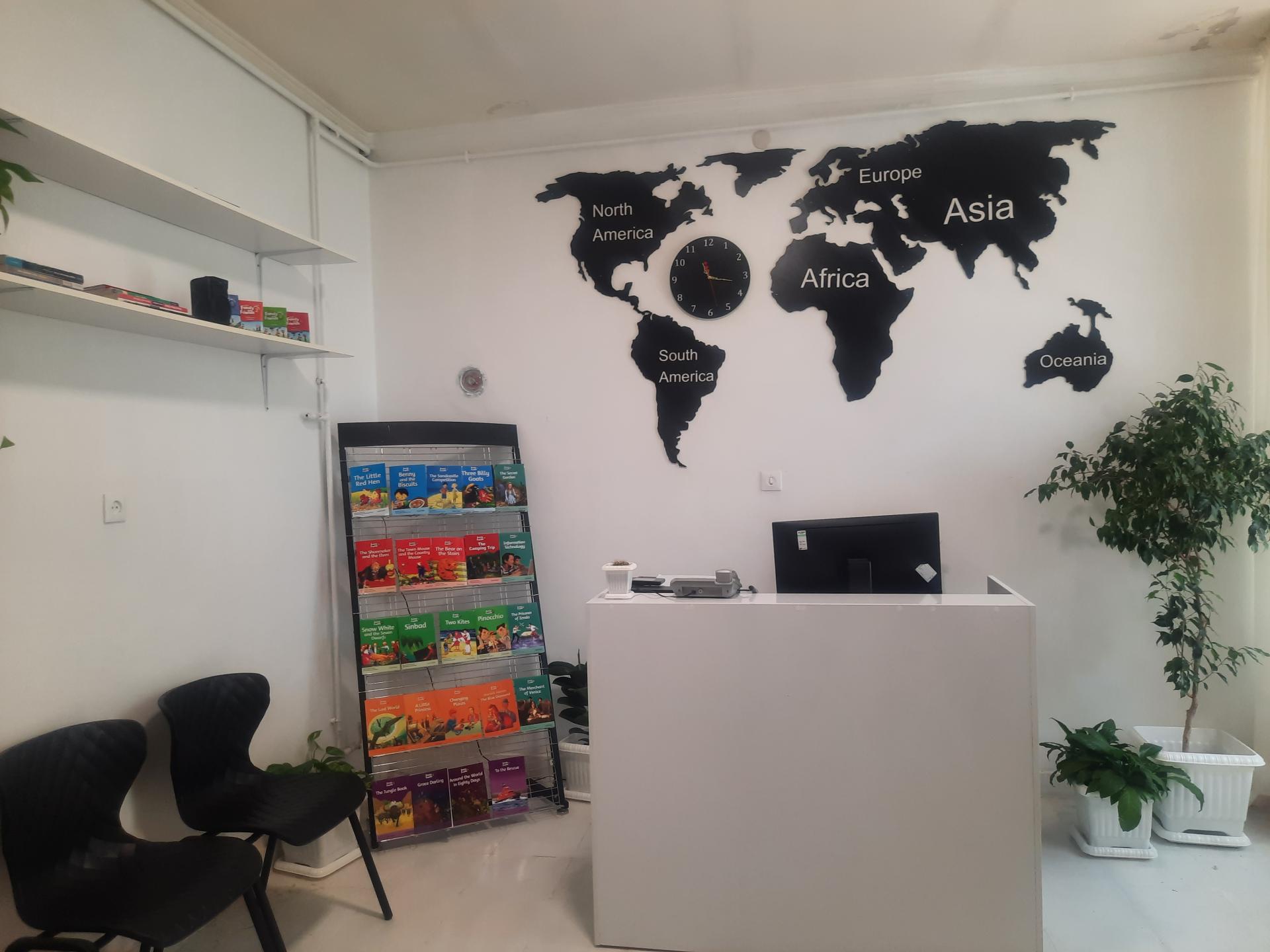 عکس آموزشگاه زبان مترجم