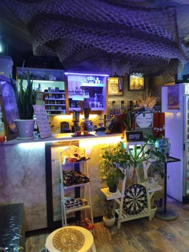 عکس فروشگاه قهوه شات