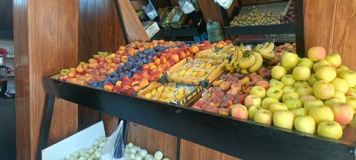 عکس میوه فروشی رسالت