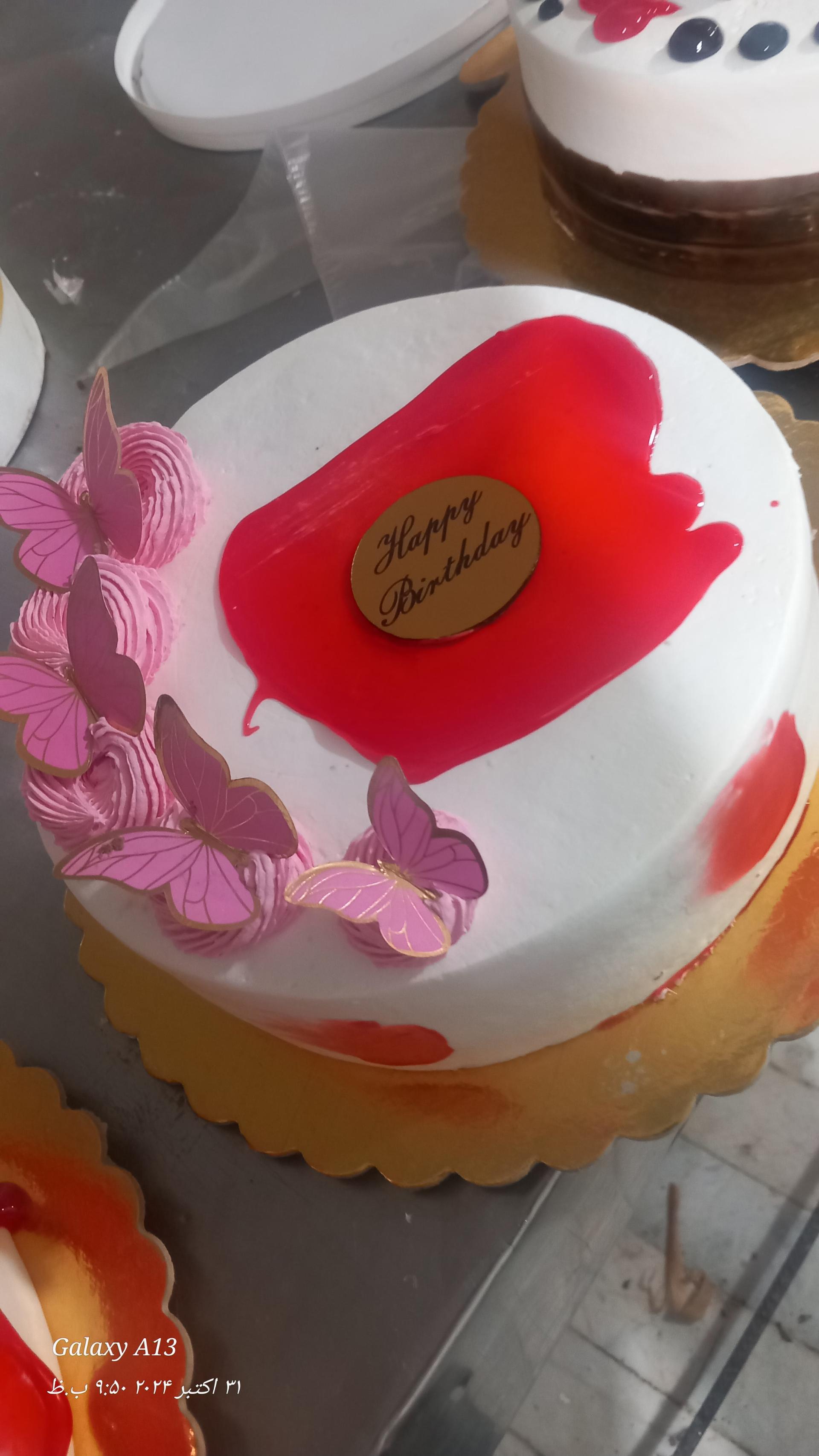 عکس کیک و شیرینی کارامل