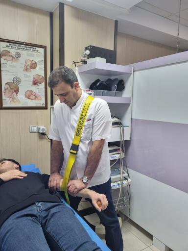 عکس فیزیوتراپی ماهان