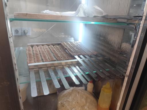 عکس کترینگ تیراژه