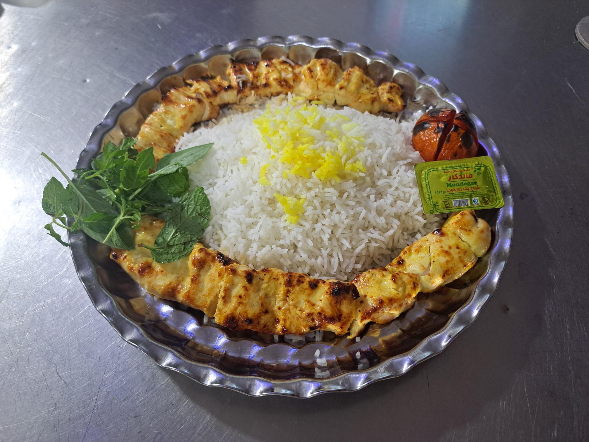 عکس رستوران حاجی بابا 