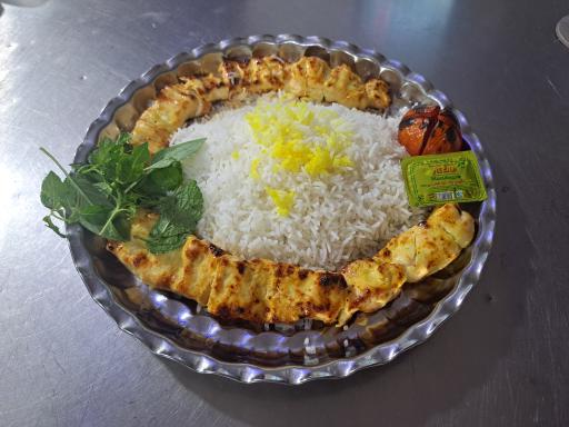 عکس رستوران حاجی بابا 