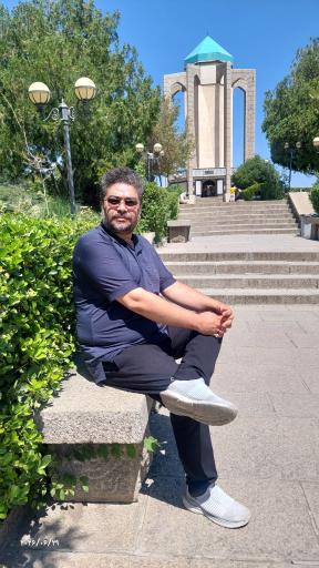عکس آرامگاه باباطاهر عریان