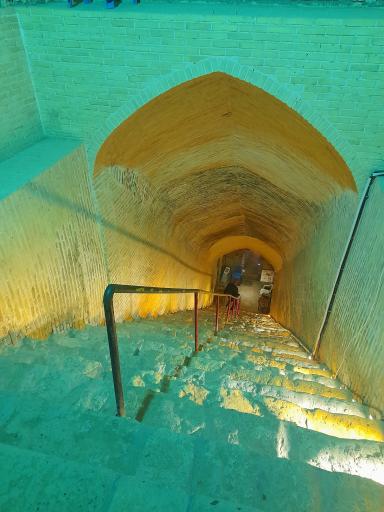 عکس ورودی 1 شهر زیرزمینی نوش آباد