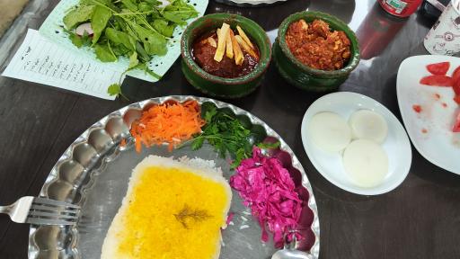 عکس رستوران گیله مرد اصیل