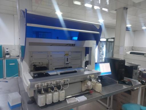 عکس آزمایشگاه تشخیص طبی و پاتوبیولوژی  نیلو