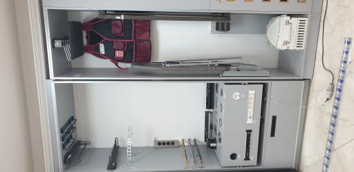 عکس فروشگاه ابزار و یراق نوین