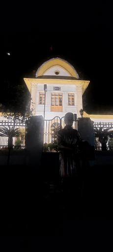 عکس عمارت تاریخی شهرداری تنکابن