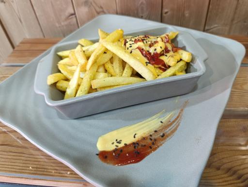 عکس رستوران ایرانی فرنگی