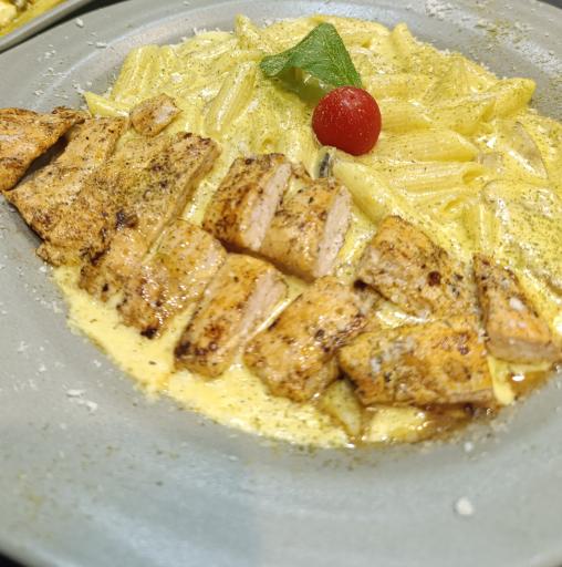 عکس رستوران ایرانی فرنگی