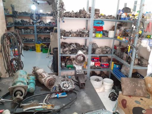 عکس باتری سازی ماشین سنگین و سبک اسماعیل