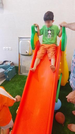 عکس گالری هنری کودک رنگ های بی انتها