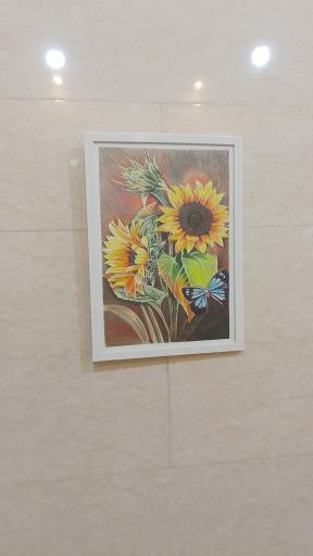 عکس گالری هنری کودک رنگ های بی انتها