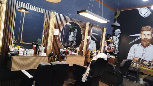 عکس پیرایش ریش و قیچی 