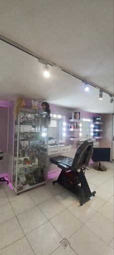 عکس آموزشگاه و آرایشگاه نسرین صالحی