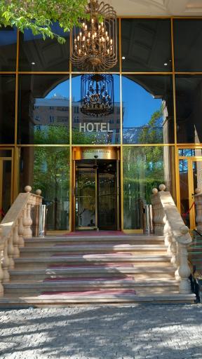 عکس هتل بزرگ ویستریا