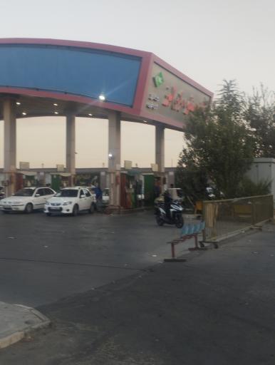 عکس جایگاه سوخت البرز (CNG و بنزین)
