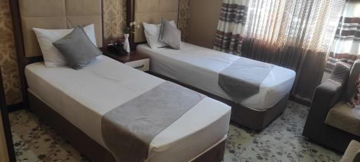 عکس هتل بهار