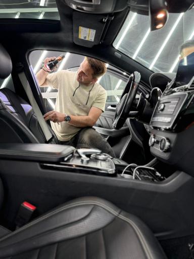 عکس کارشناسی تشخیص رنگ معصومی شعبه 2