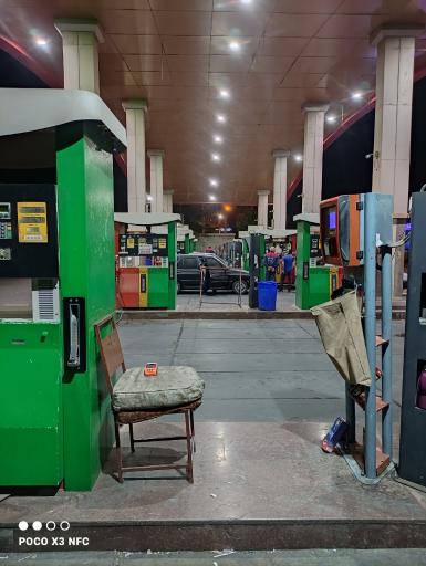 عکس جایگاه سوخت البرز (CNG و بنزین)