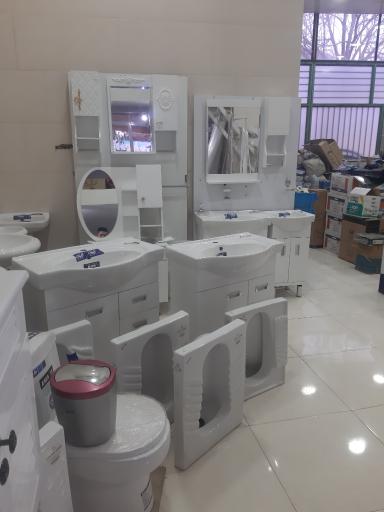 عکس ابزار و لوازم بهداشتی ساختمانی صادقیان