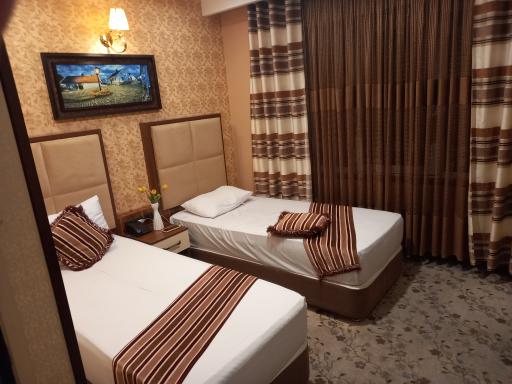 عکس هتل بهار