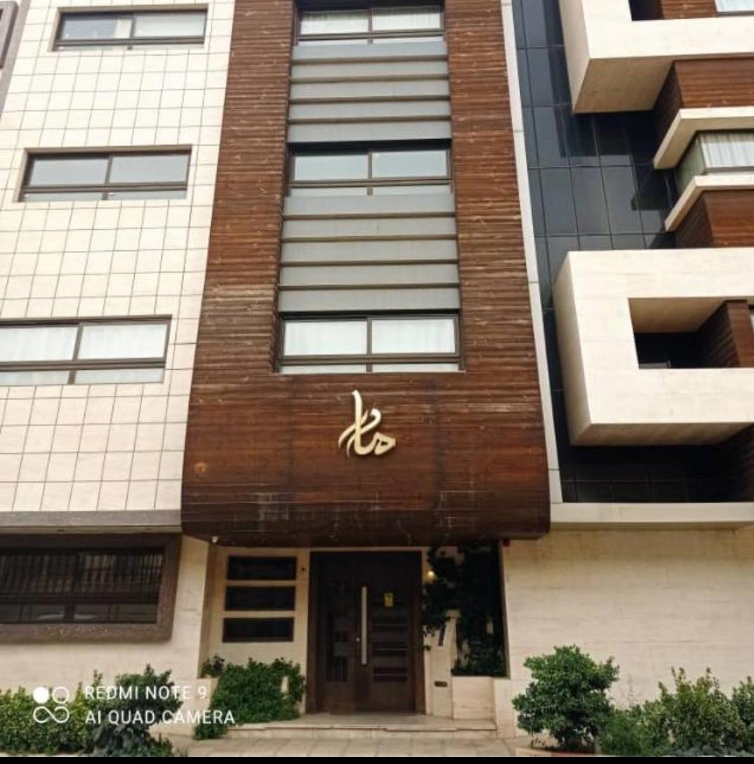 عکس مجتمع مسکونی مادر