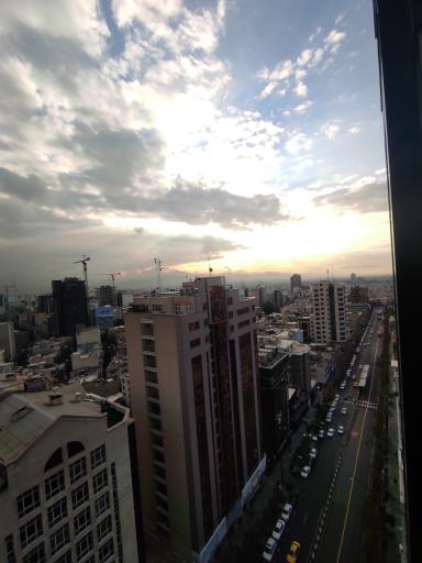 عکس برج سرو ساعی 