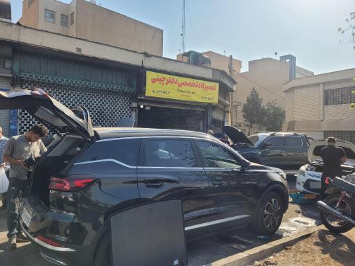 عکس تعمیرگاه  تخصصی دکتر چینی