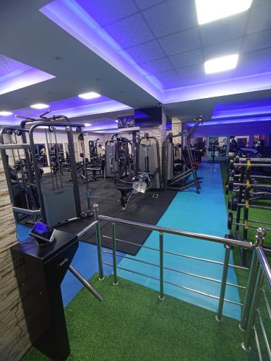 عکس باشگاه بدن سازی