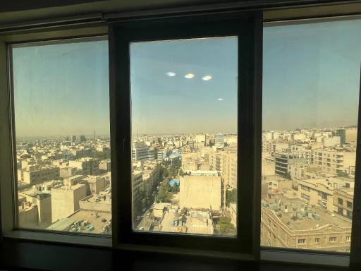 عکس برج سرو ساعی 