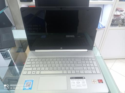 عکس تعمیرات نرم افزار و سخت افزار لپ تاپ بتهوون