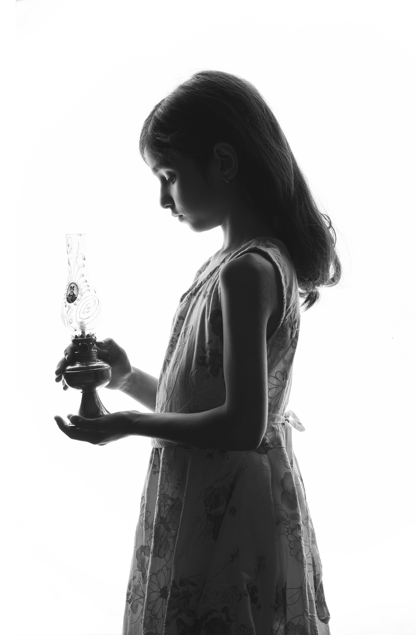 عکس آتلیه چتر نقره ای